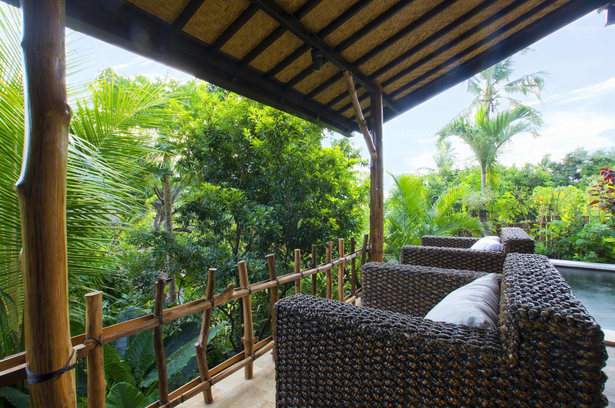 Indo Rumah Zengarden Buleleng  Bagian luar foto